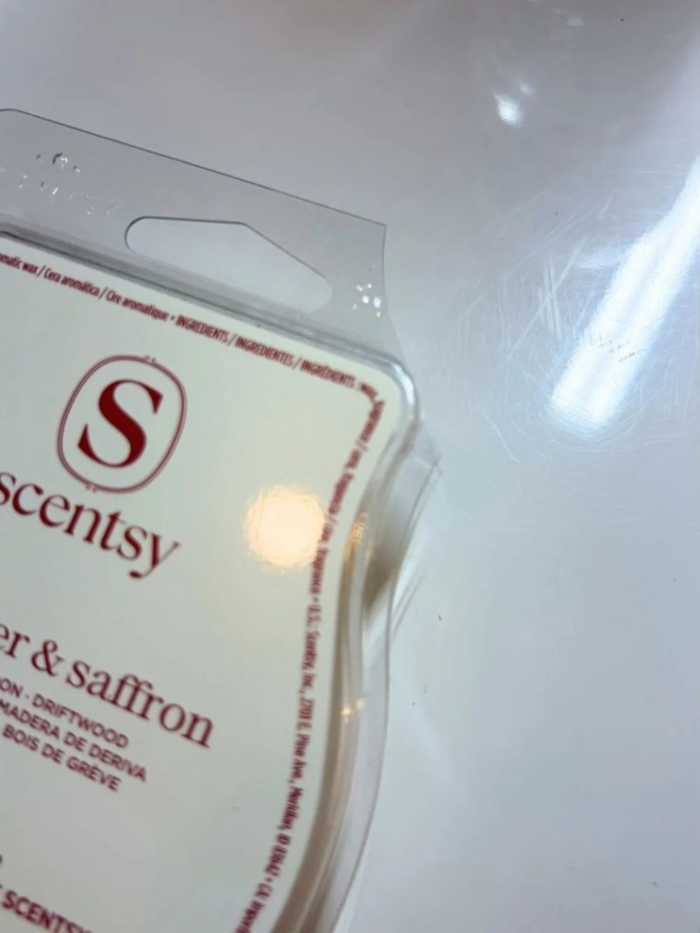 Scentsy Salt Water & Saffron Wax Melt